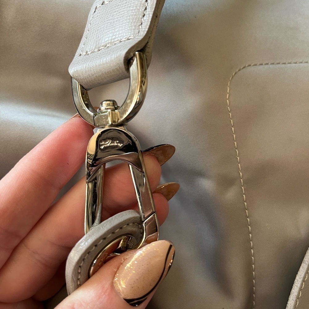 Longchamp Le Pliage Néo Satchel | Detachable Strap | Gray Nylon Tote - Picture 3 of 15